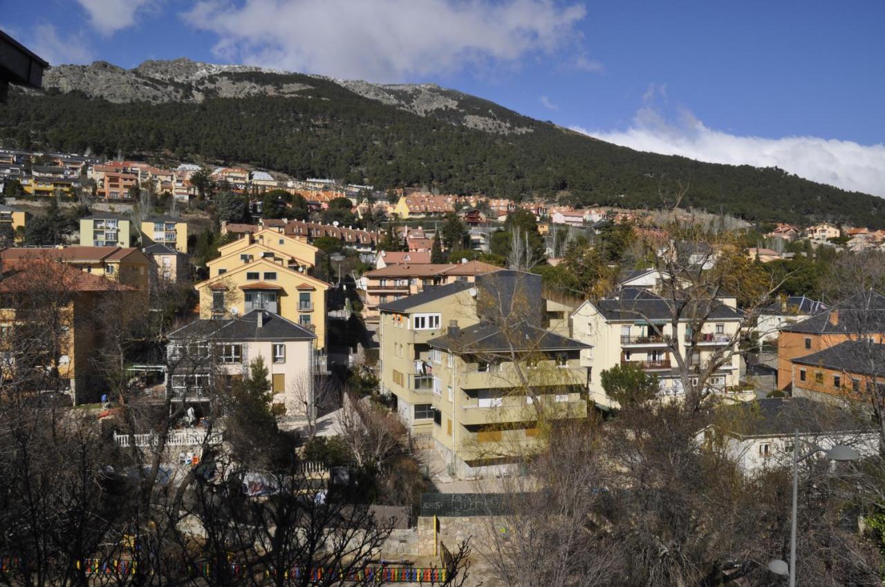 Hotel Tres Arcos San Lorenzo de El Escorial Værelse billede